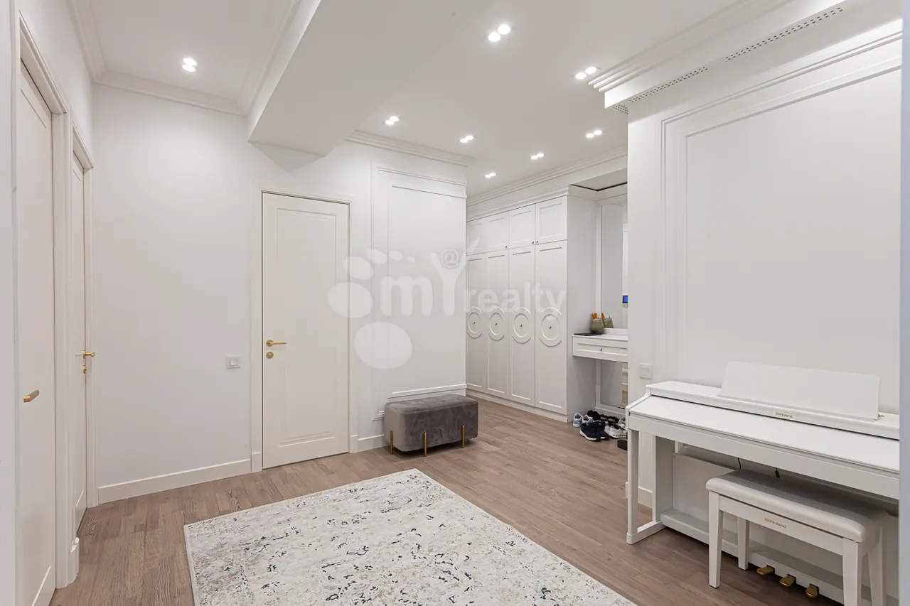 3 bedroom apartment for sale Orbeli Yeghbayrner   St, Arabkir Yerevan, 160315