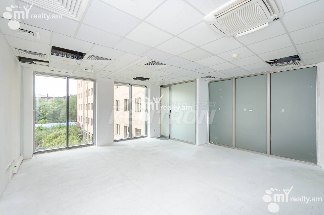 Commercial property for rent G.Lusavorich St, Center Yerevan, 153214
