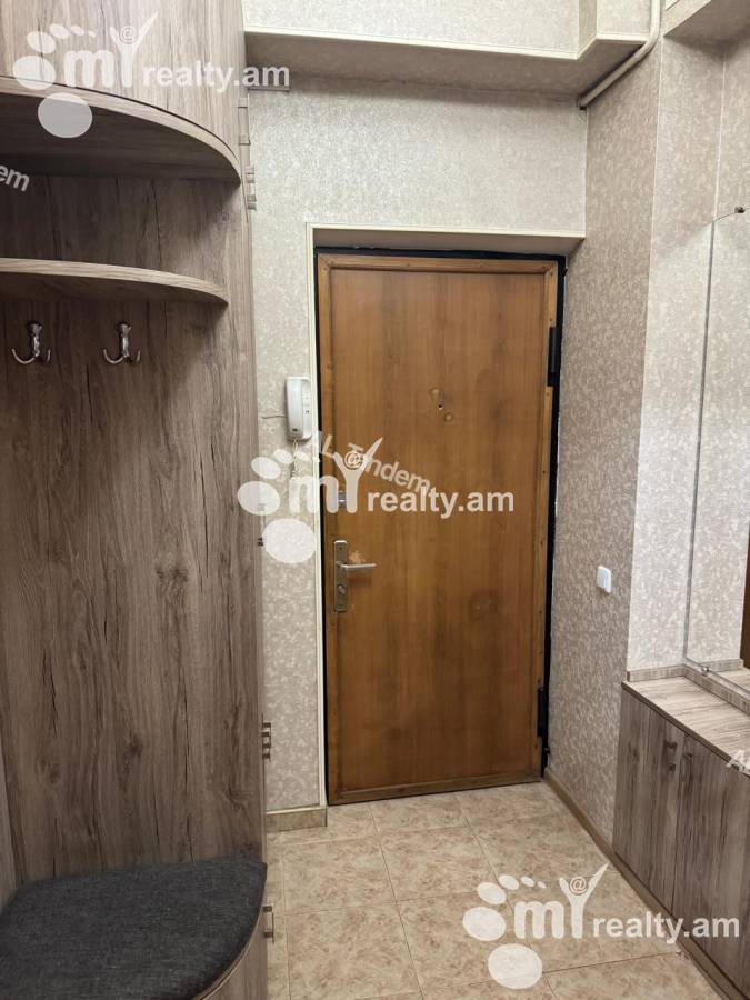 3 սենյականոց բնակարան վարձով Դ. Դեմիրճյան փող, Կենտրոն Երևան, 156756