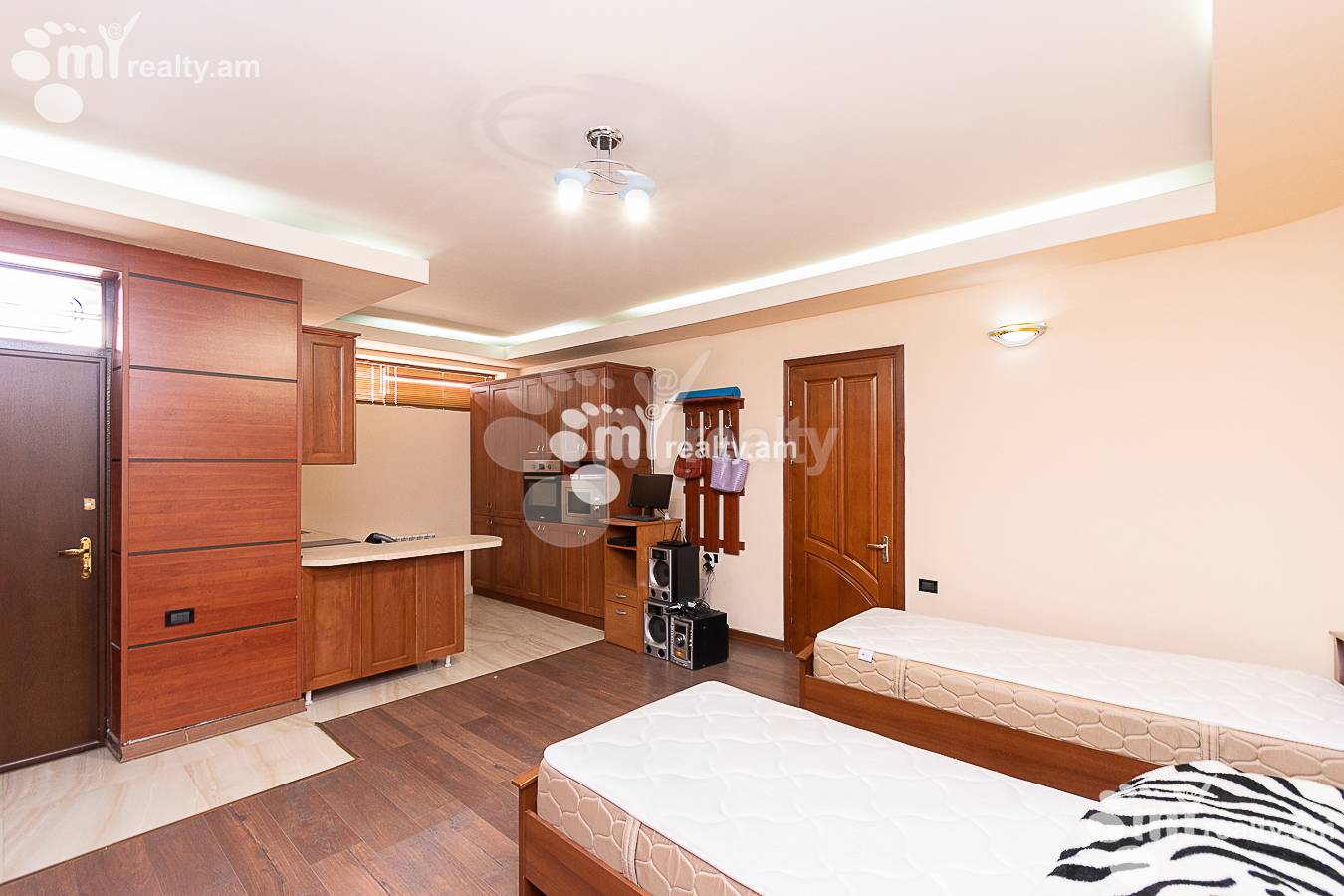 Купить дом Айгестан 2ой ул, Центр Ереван, 148781