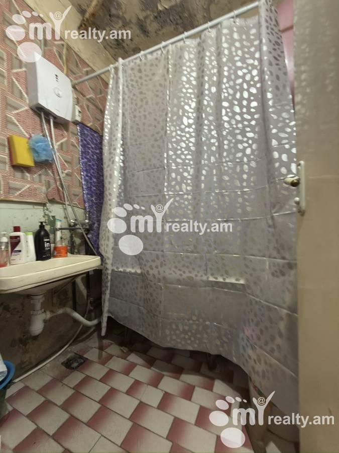 3 սենյականոց բնակարան  Թումանյան փող, Կենտրոն Երևան, 159688