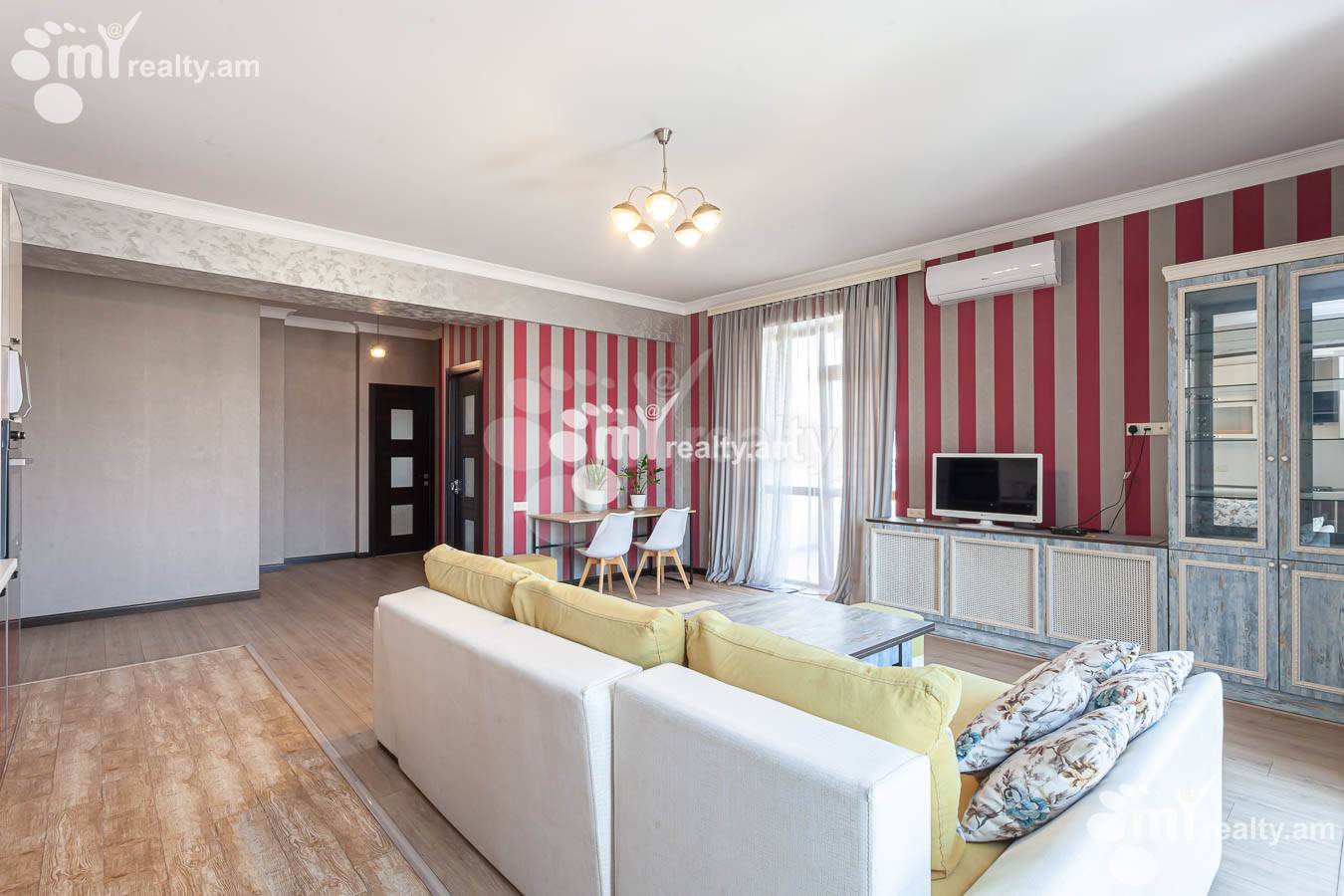 3 bedroom apartment for rent Mashtots Ave, Center Yerevan, 152987