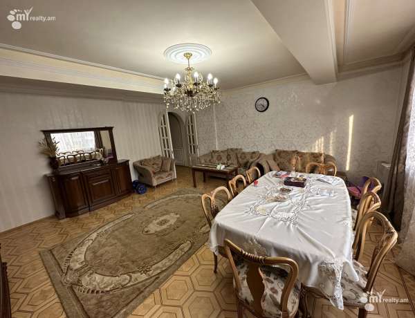 4-senyakanoc-bnakaran-vacharq-Yerevan-Ajapnyak