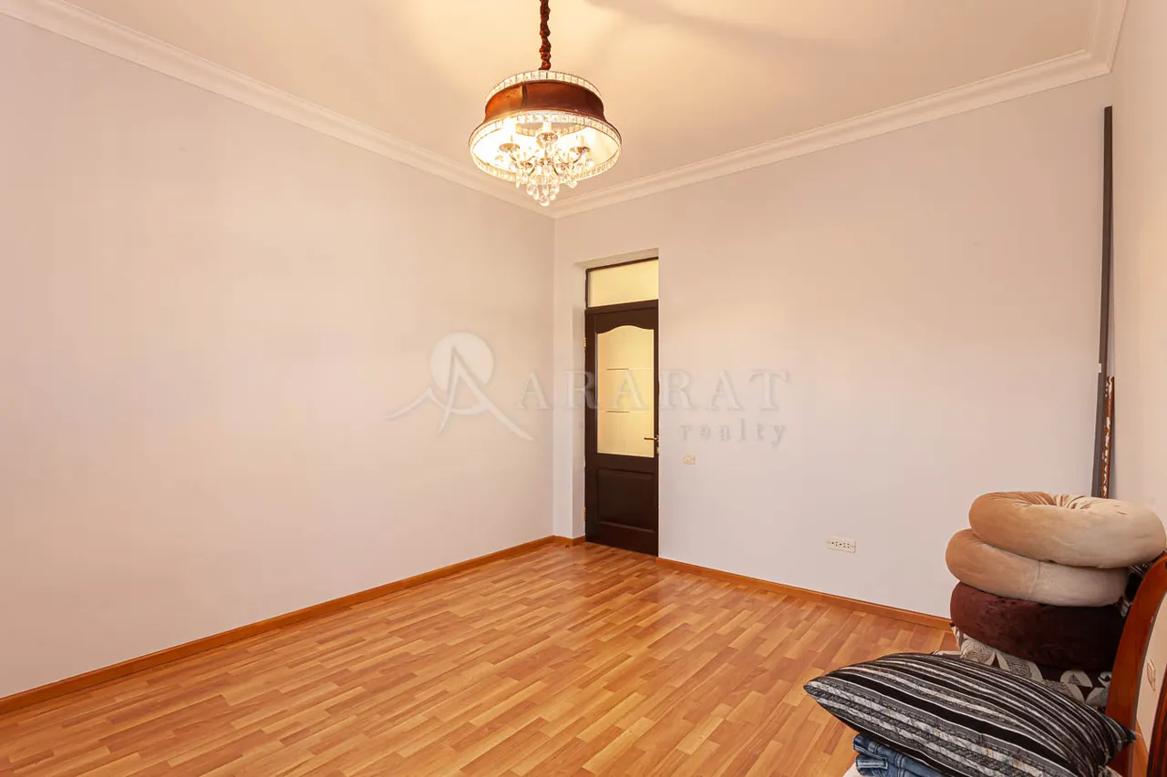 House for sale Teryan st, Avan Yerevan, 157308