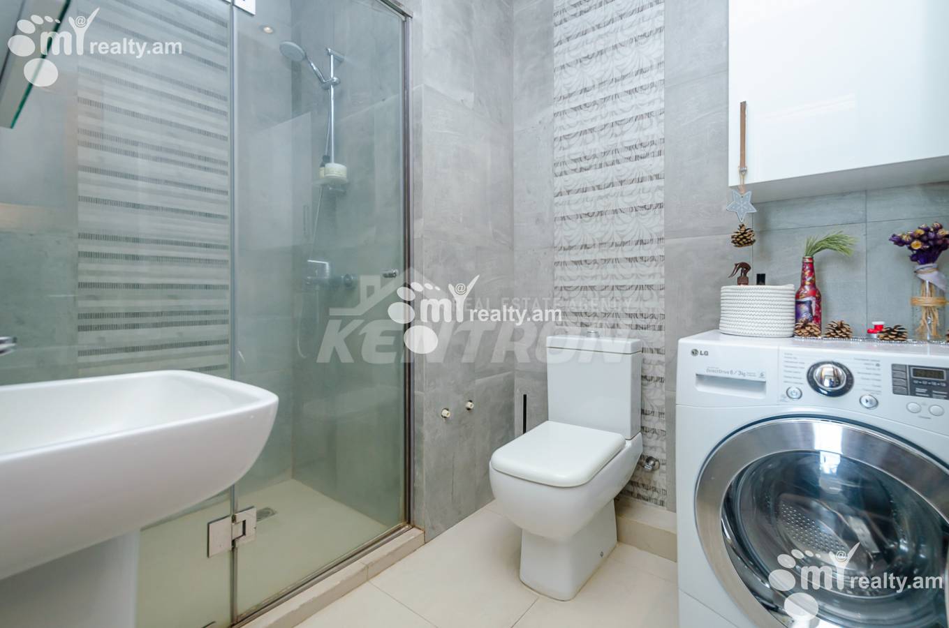 Купить 2 комнатную квартиру Антараин ул, Центр Ереван, 154454