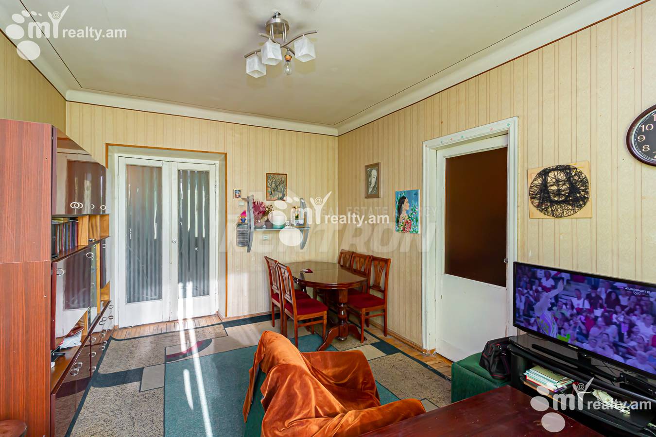 Купить 2 комнатную квартиру Чаренц ул, Центр Ереван, 152503