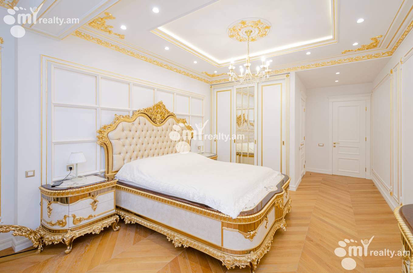 3 bedroom apartment for sale Northern(Hyusisayin)  Ave, Center Yerevan, 154535