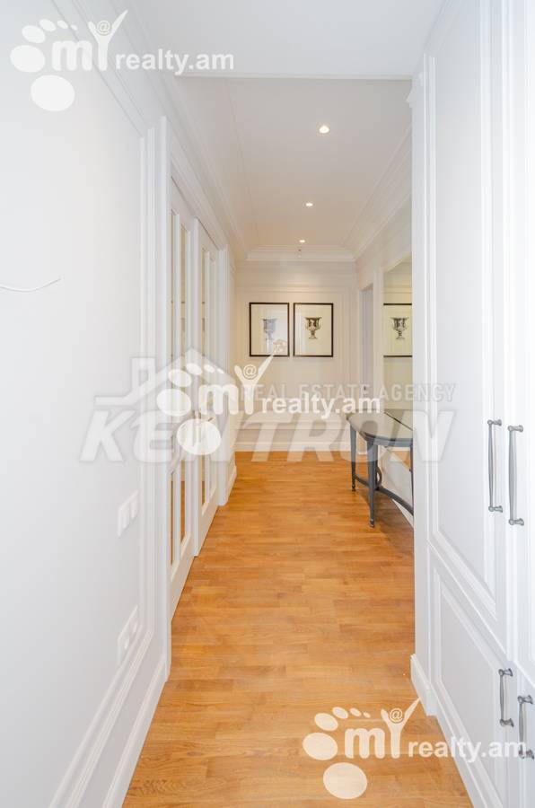 3 bedroom apartment for sale خیابان تامانیان, مرکز شهر ایروان, 128266