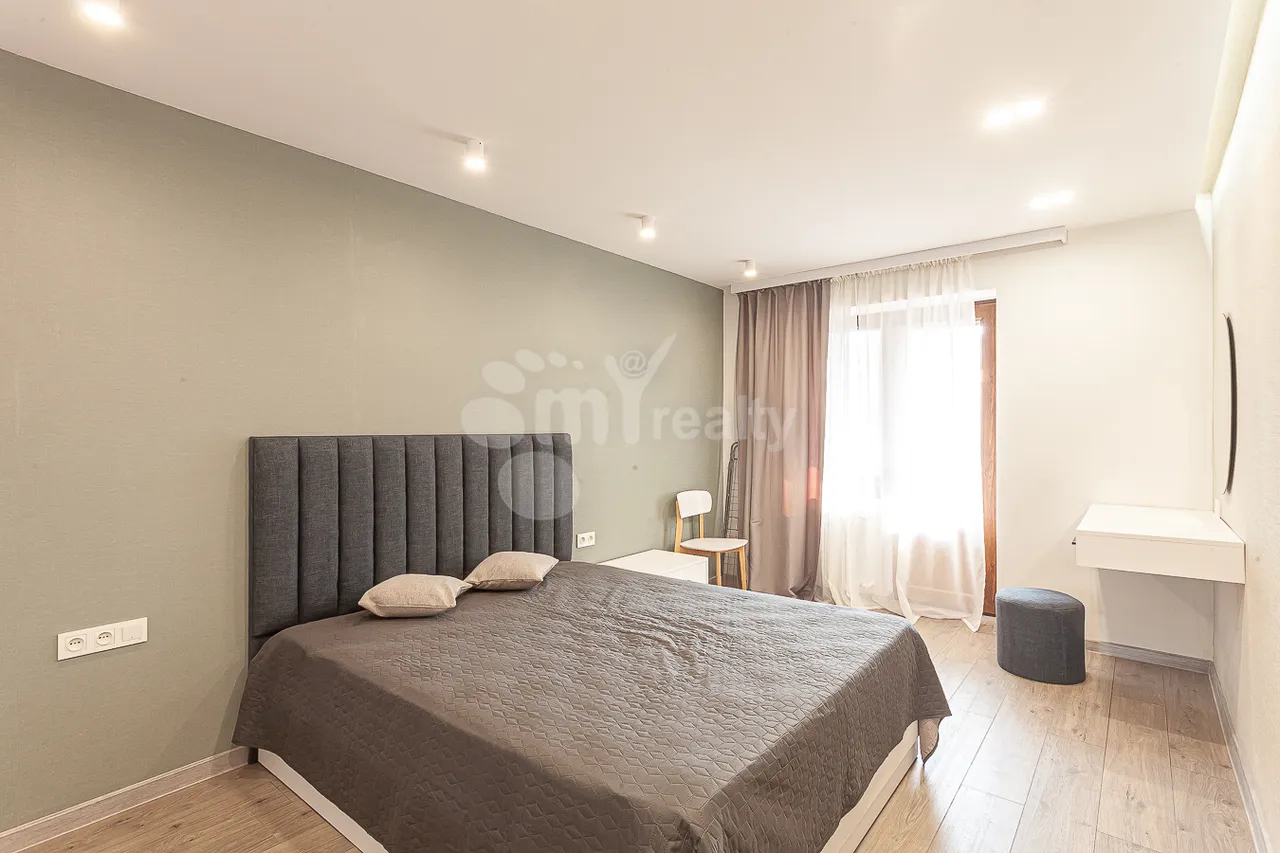 2 սենյականոց բնակարան վարձով Ա. Խաչատրյան փող, Արաբկիր Երևան, 160058