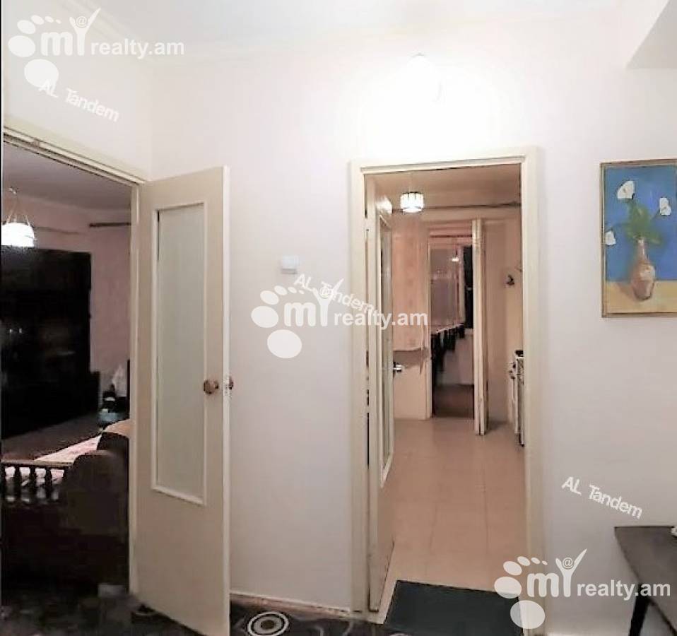Купить 2 комнатную квартиру Исраелян ул, Центр Ереван, 127456