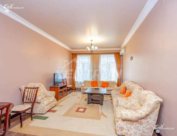 arandznatun-vardzakalutyun-Yerevan-Center