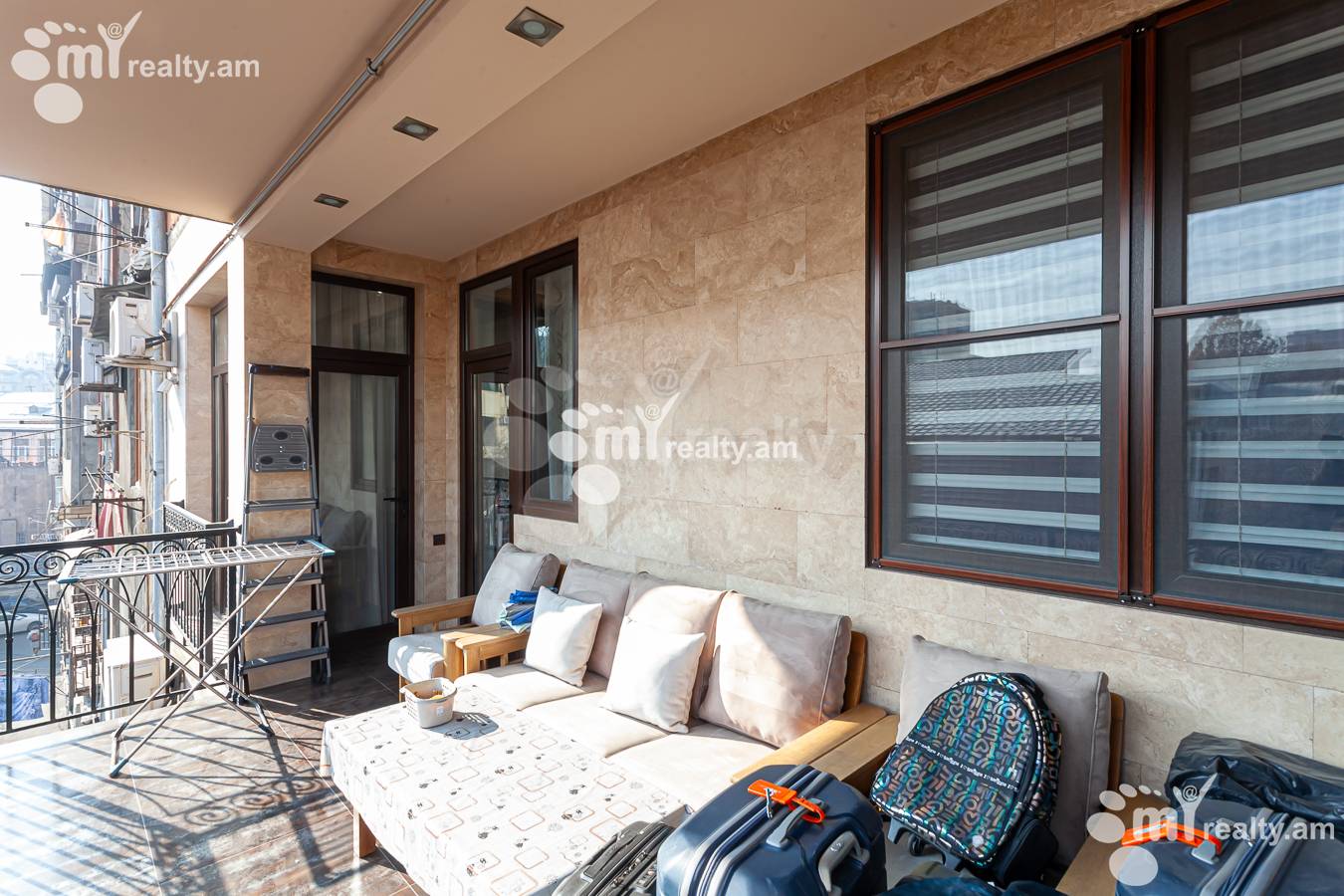 4 սենյականոց բնակարան  Մաշտոցի պող, Կենտրոն Երևան, 154549