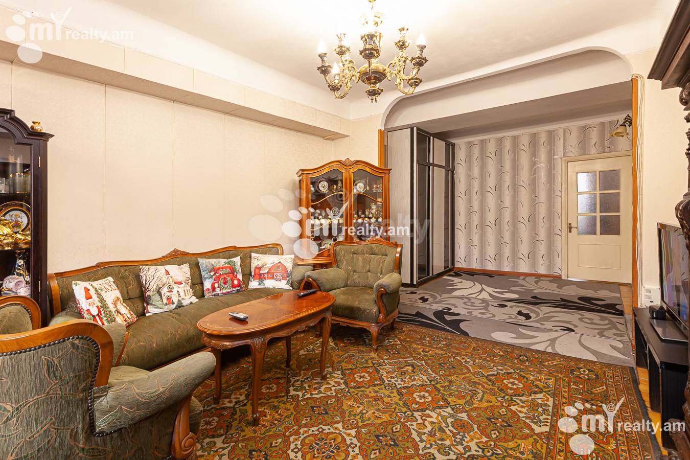 Купить 3 комнатную квартиру Нар Дос ул, Центр Ереван, 154480
