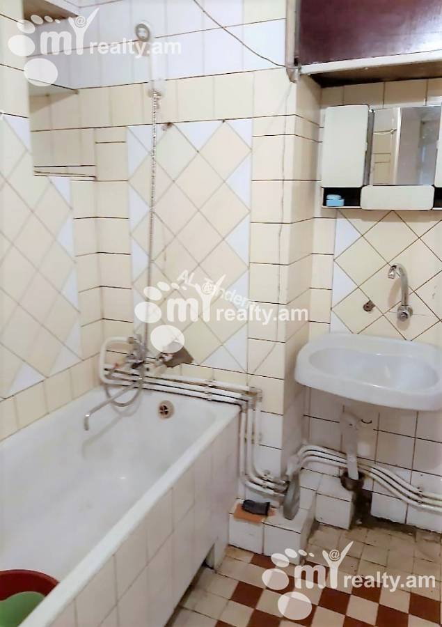Снять 2 комнатную квартиру Цатурян ул., Центр Ереван, 145732