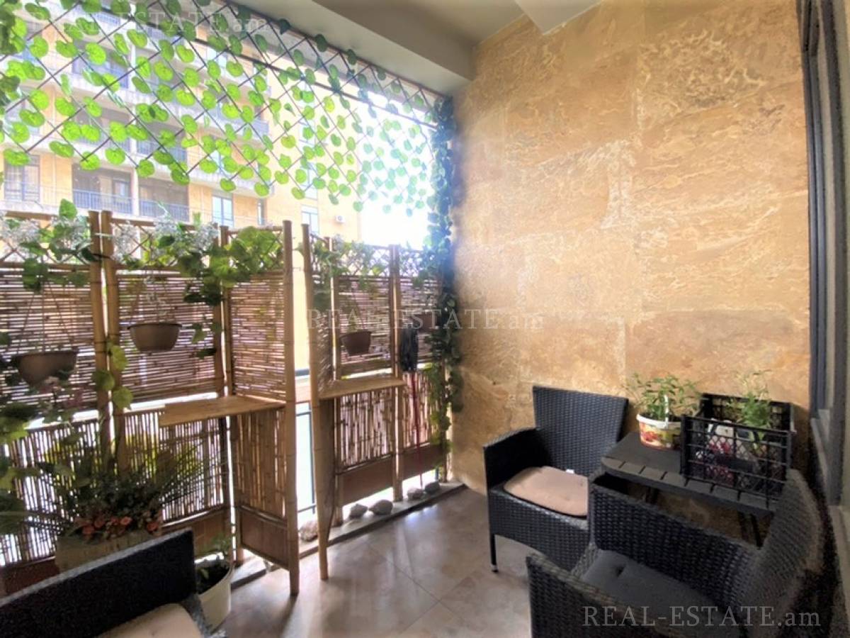 4 bedroom apartment for sale Aram St, Center Yerevan, 121421