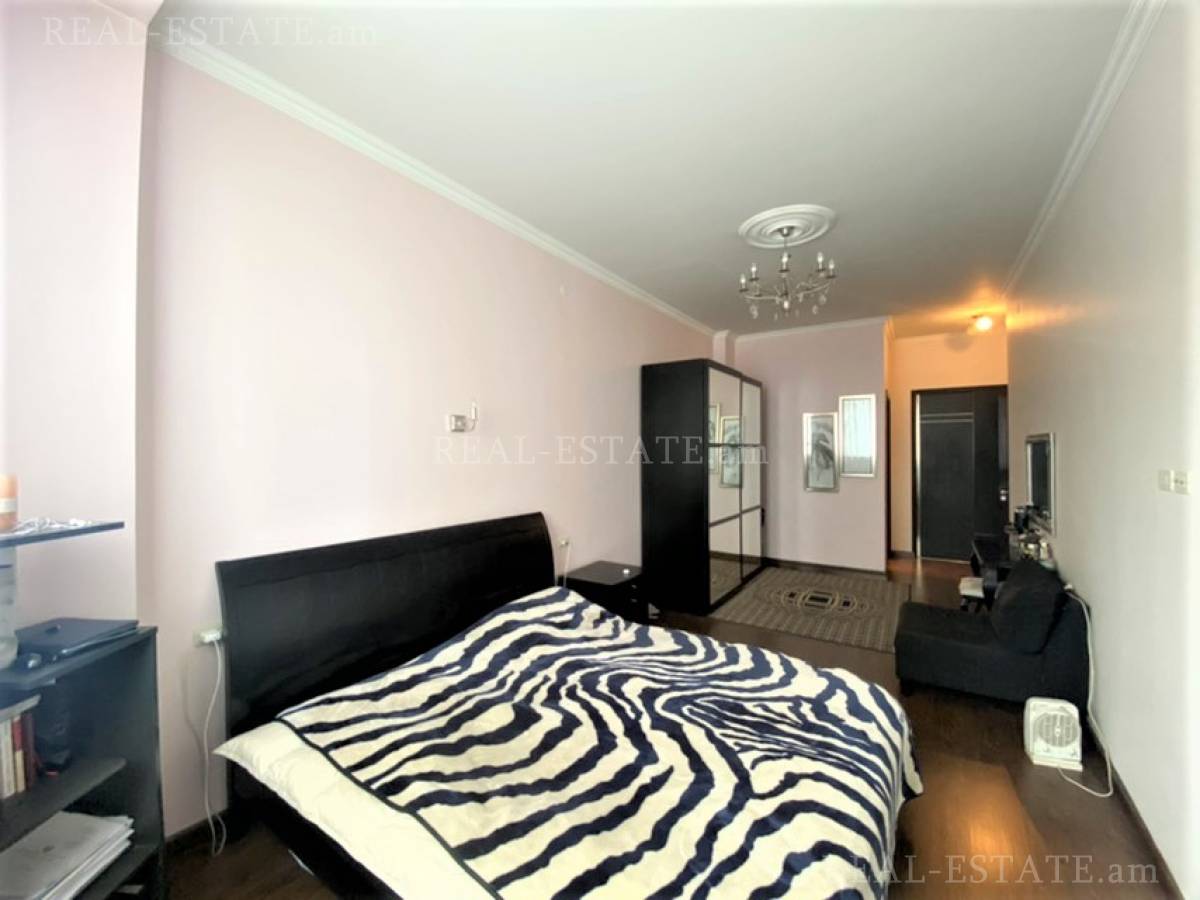 4 bedroom apartment for sale Aram St, Center Yerevan, 121421