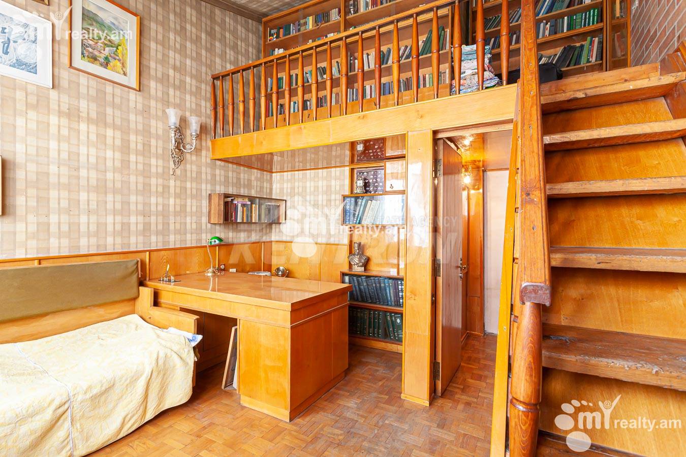 Купить 4 комнатную квартиру Таманян ул, Центр Ереван, 145123