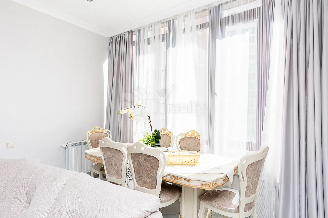 2 bedroom apartment for rent Buzand St, Center Yerevan, 159400