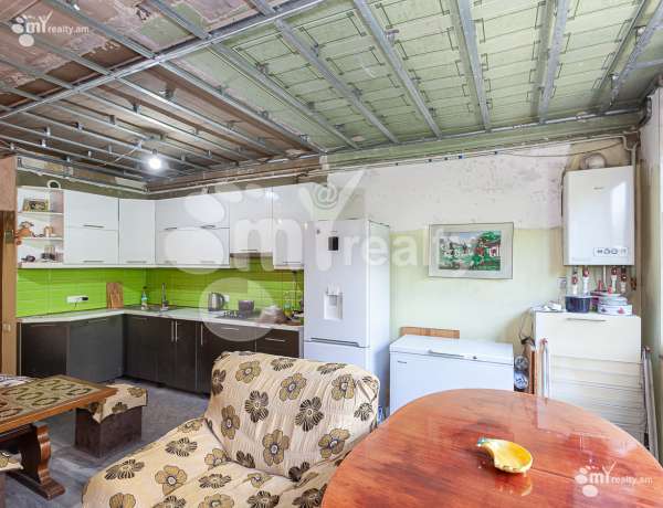 3-senyakanoc-bnakaran-vacharq-Yerevan-Center