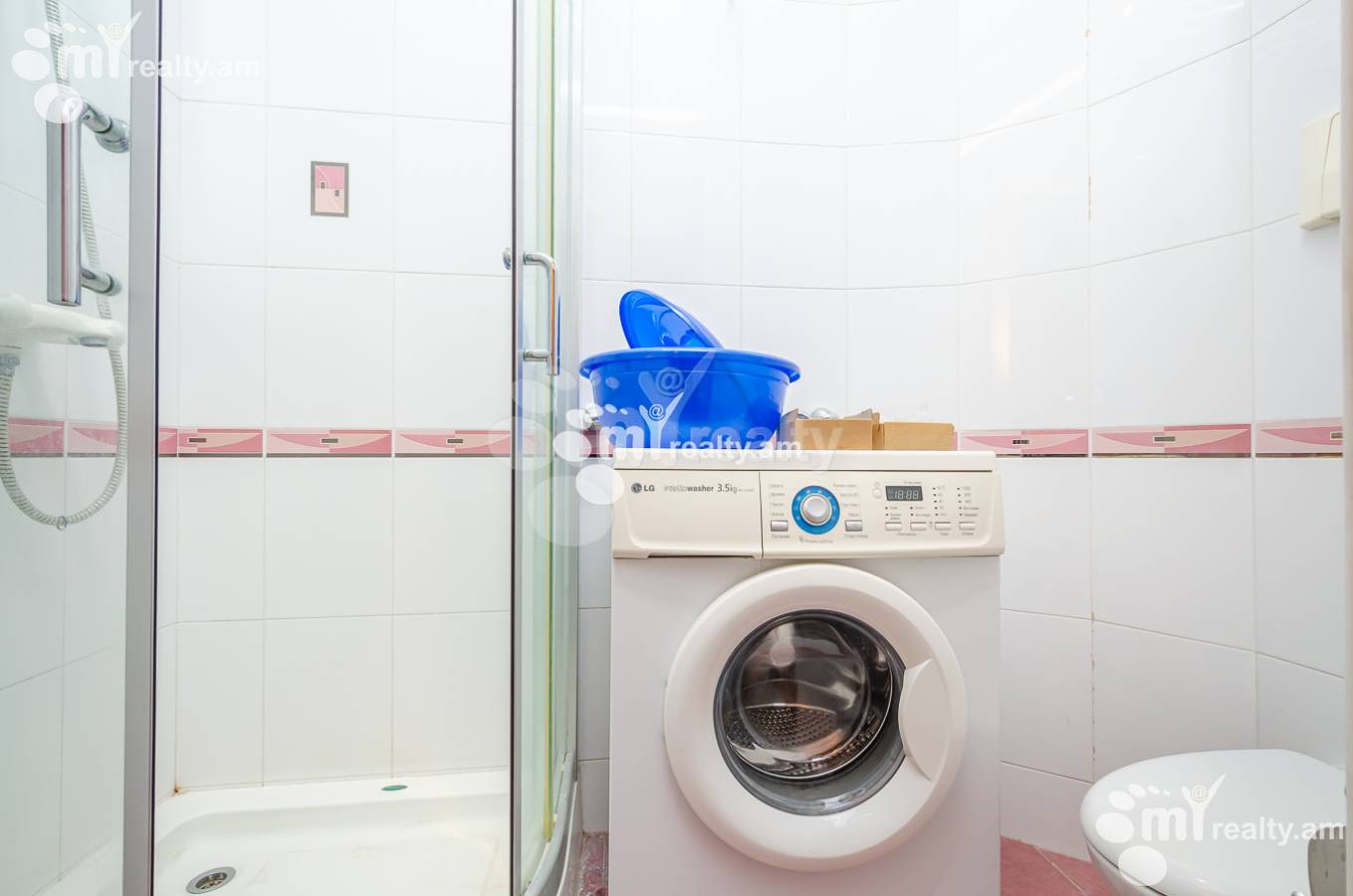 Снять 4 комнатную квартиру Закян ул, Центр Ереван, 154259