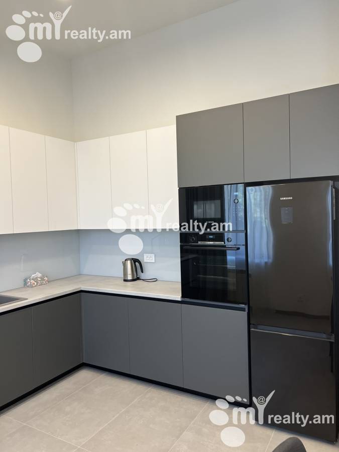 3 սենյականոց բնակարան վարձով Սայաթ-Նովայի պող, Կենտրոն Երևան, 158181