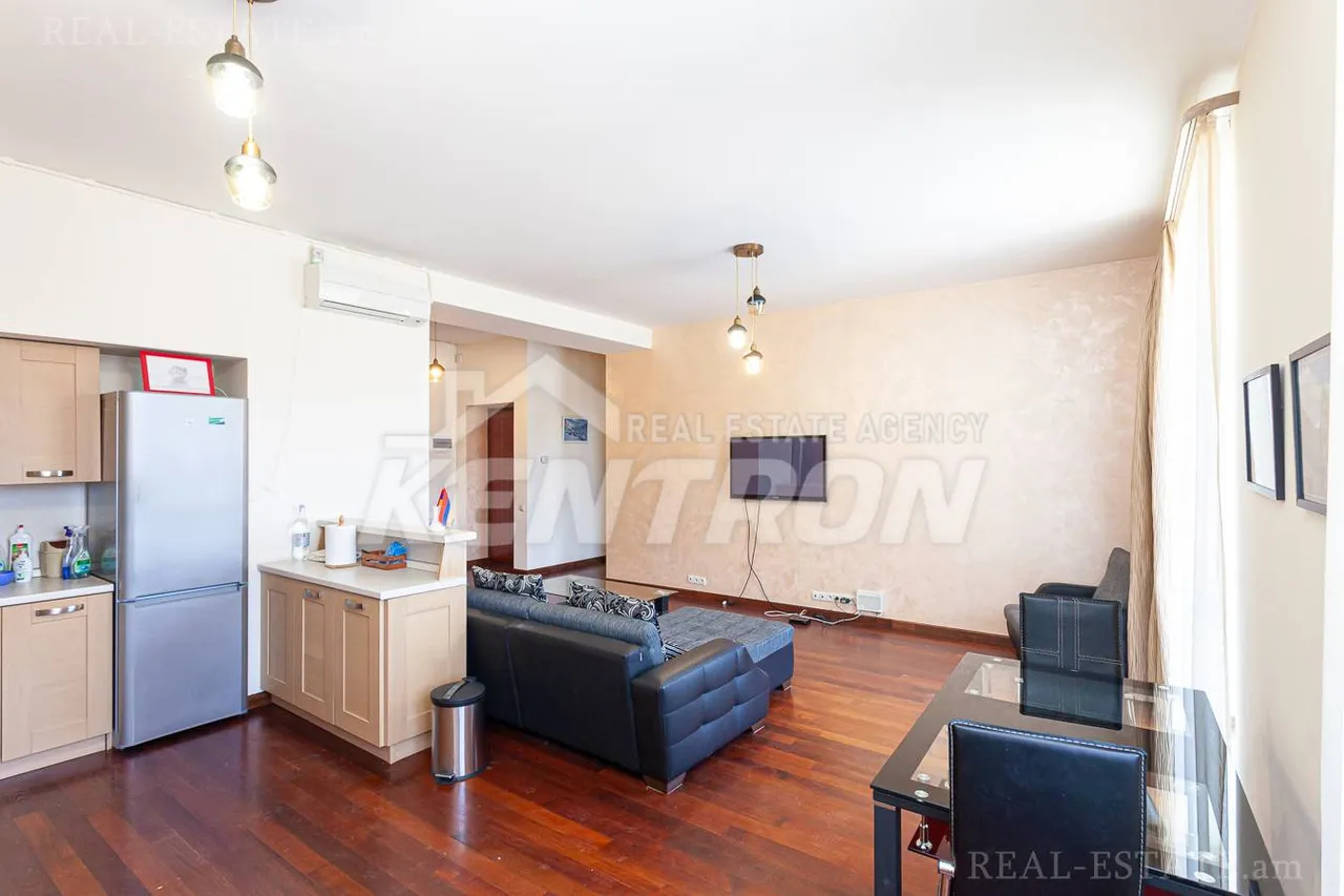 3 bedroom apartment for rent Tamanyan St, Center Yerevan, 158975