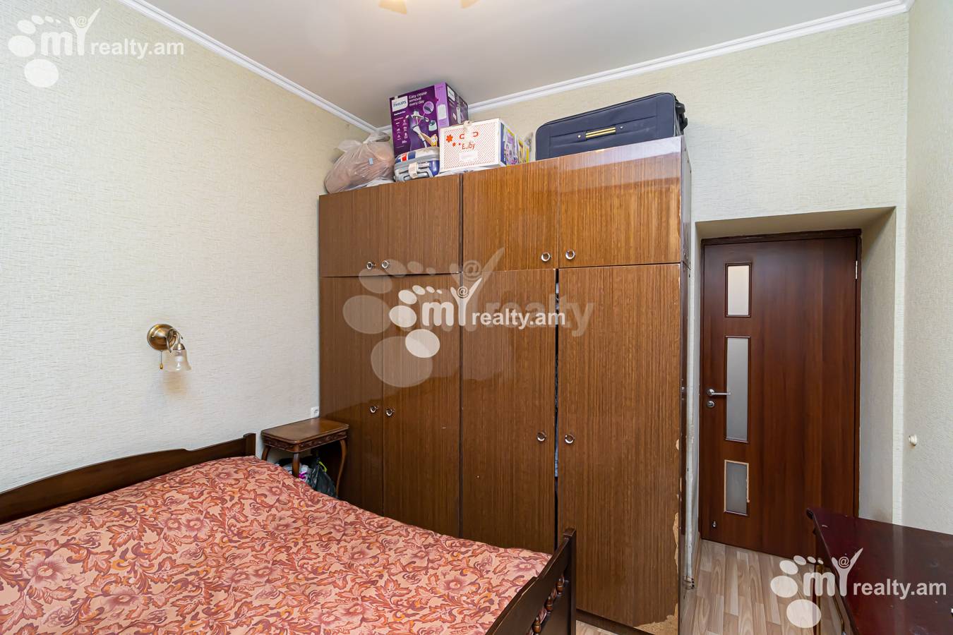 4 սենյականոց բնակարան  Տպագրիչների փող, Կենտրոն Երևան, 153916