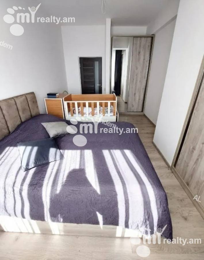 Купить 3 комнатную квартиру Арзуманян ул, Ачапняк Ереван, 140980