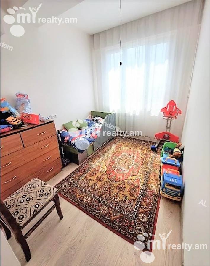 Купить 3 комнатную квартиру Арзуманян ул, Ачапняк Ереван, 140980