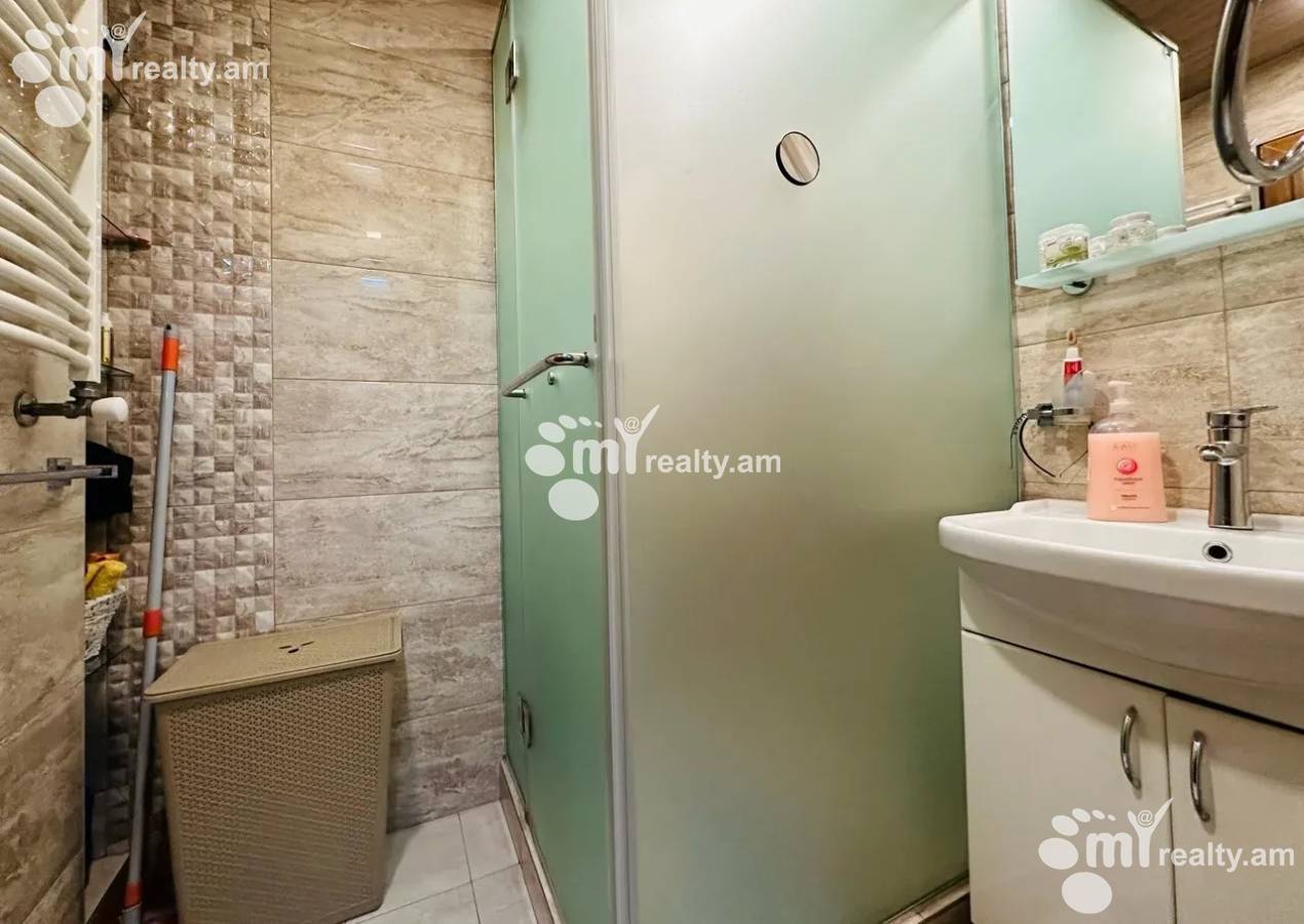 3 սենյականոց բնակարան  Կոմիտասի պող, Արաբկիր Երևան, 157044