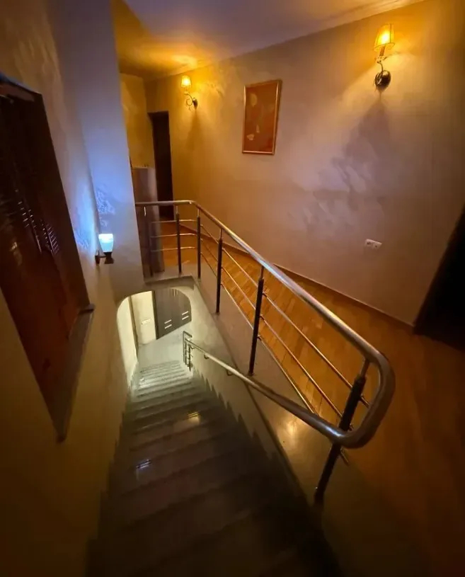 4 bedroom apartment for rent Paronyan St, Center Yerevan, 161316