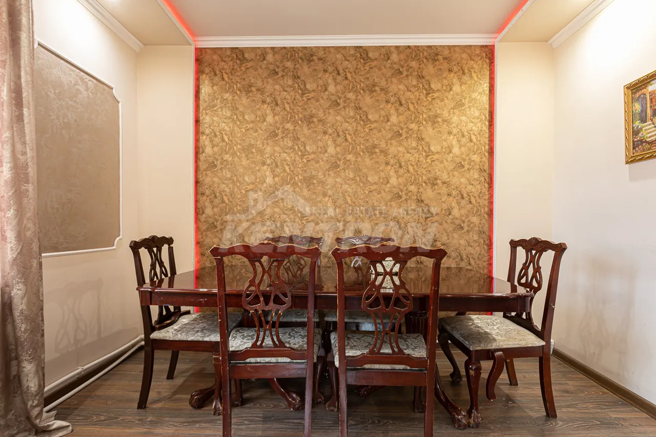 House for sale Paruyr Sevak dis. 1st street, Avan Yerevan, 158500