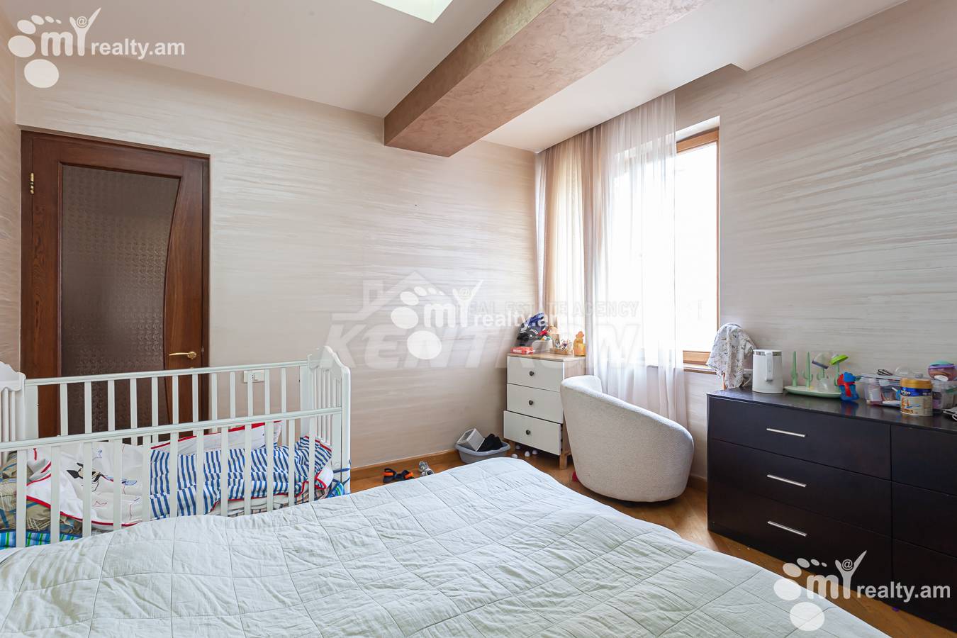 4 bedroom apartment for sale rue d'Amiryan, Center Yerevan, 155876