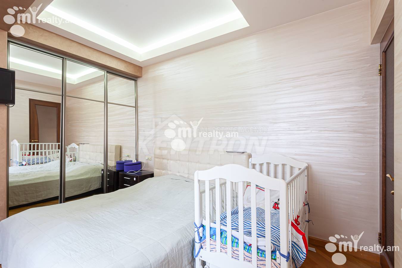 4 bedroom apartment for sale rue d'Amiryan, Center Yerevan, 155876