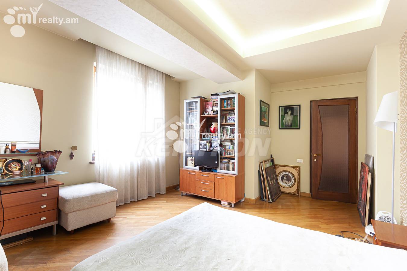 4 bedroom apartment for sale rue d'Amiryan, Center Yerevan, 155876