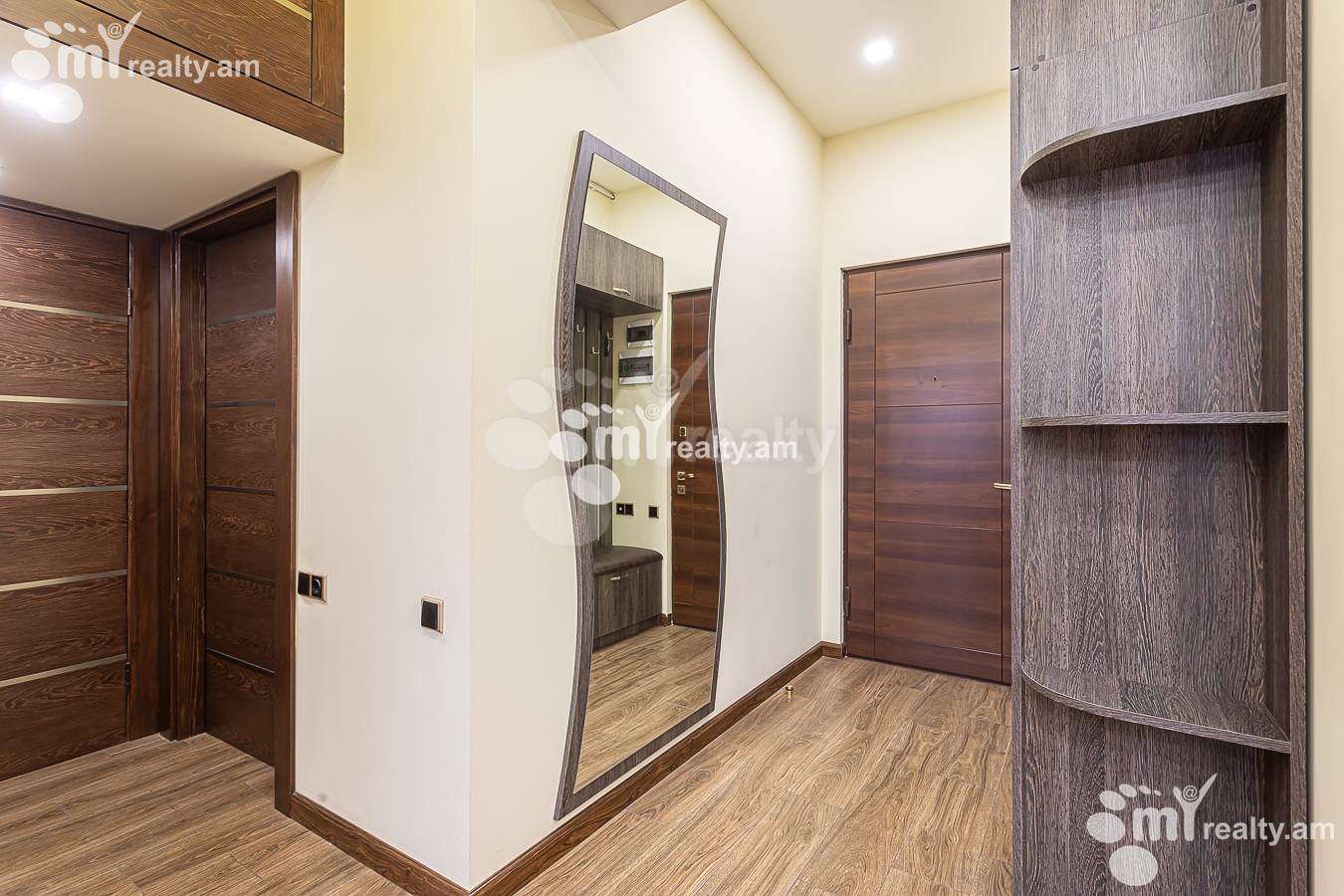 2 սենյականոց բնակարան վարձով Եկմալյան փող, Կենտրոն Երևան, 156855
