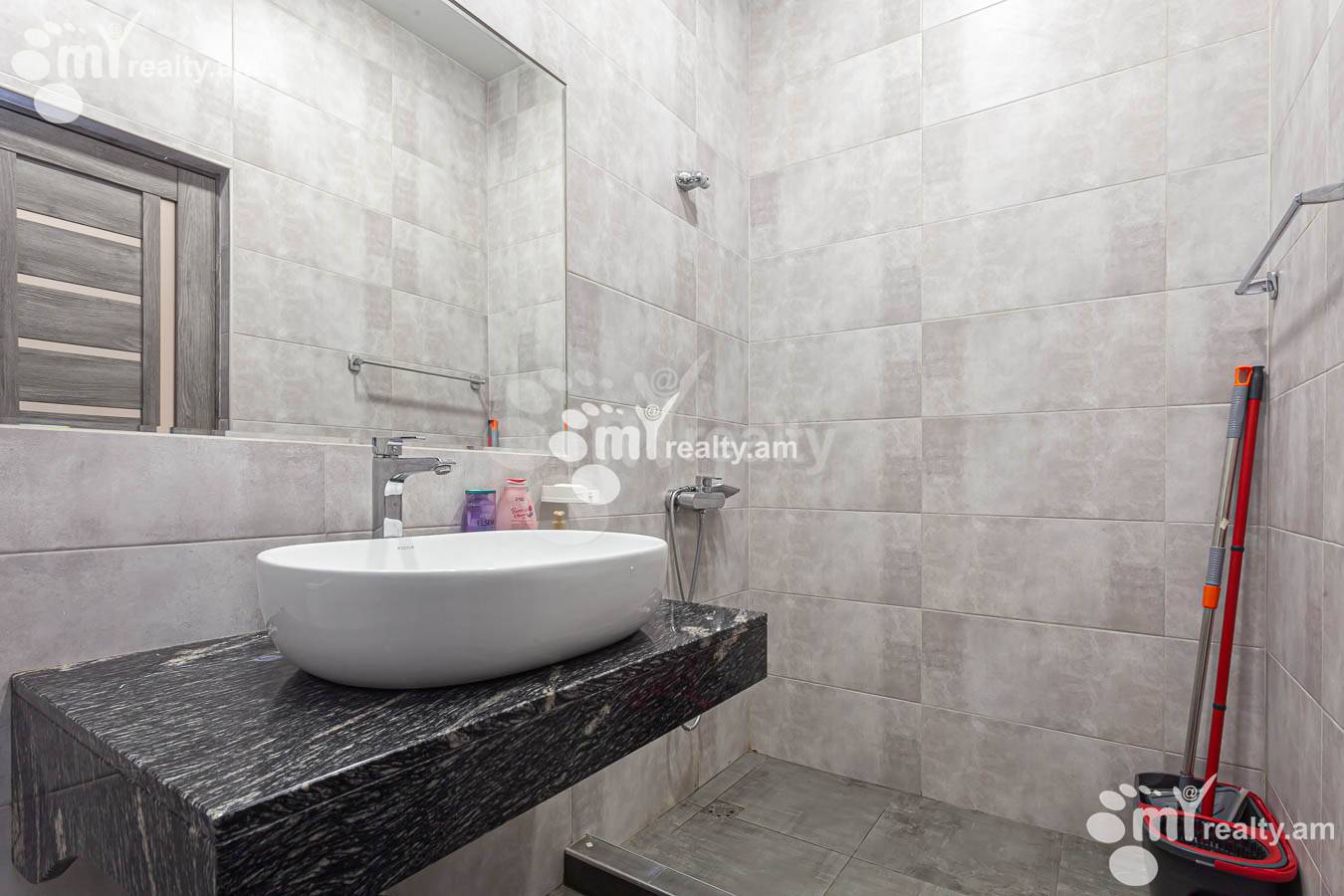 2 սենյականոց բնակարան  Կ. Ուլնեցու փող., Քանաքեռ-Զեյթուն Երևան, 153680