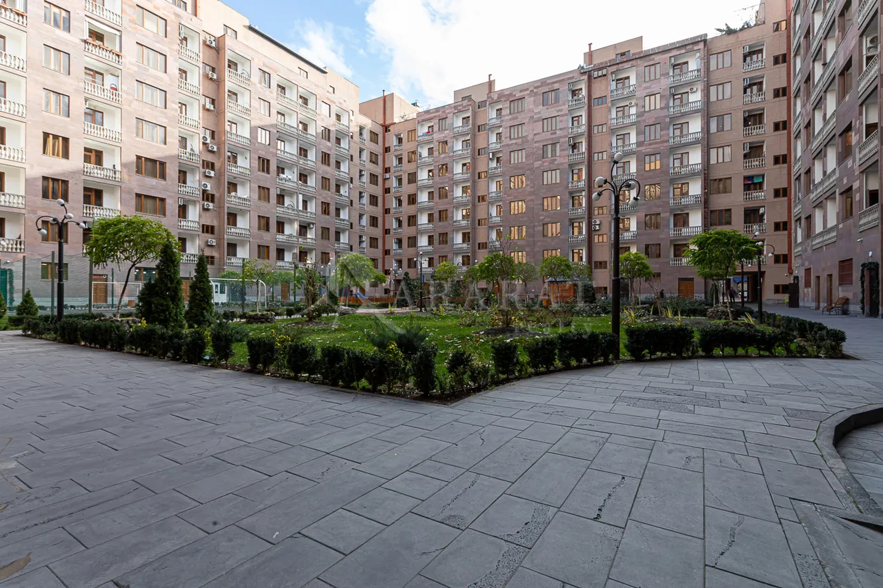 2 bedroom apartment for sale خیابان آدونس, عربگیر ایروان, 158285