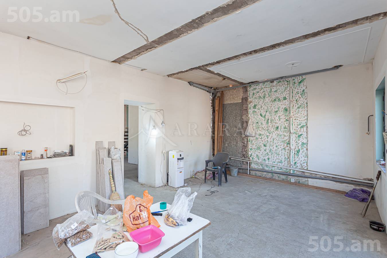 House for sale I. Alikhanyan St, Center Yerevan, 148125