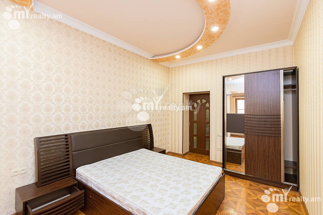 3 bedroom apartment for sale Kievyan St, Arabkir Yerevan, 136744