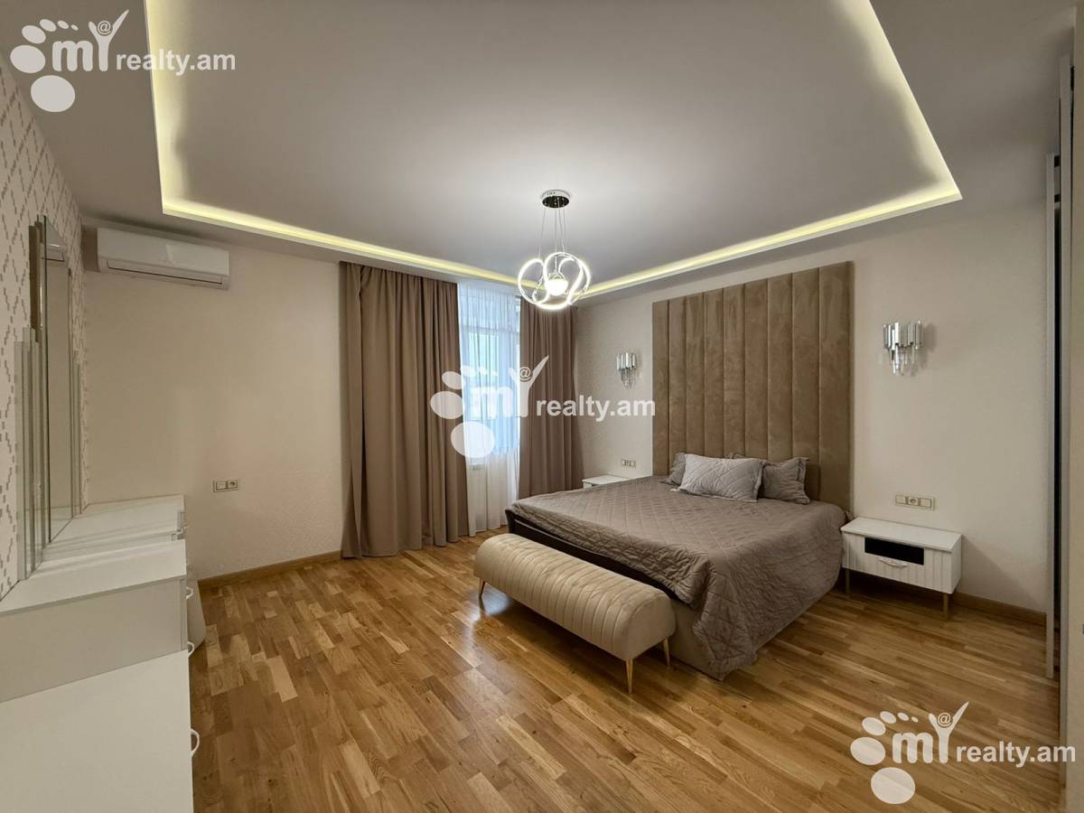 4 bedroom apartment for sale خیابان ن. زاریان, عربگیر ایروان, 156516