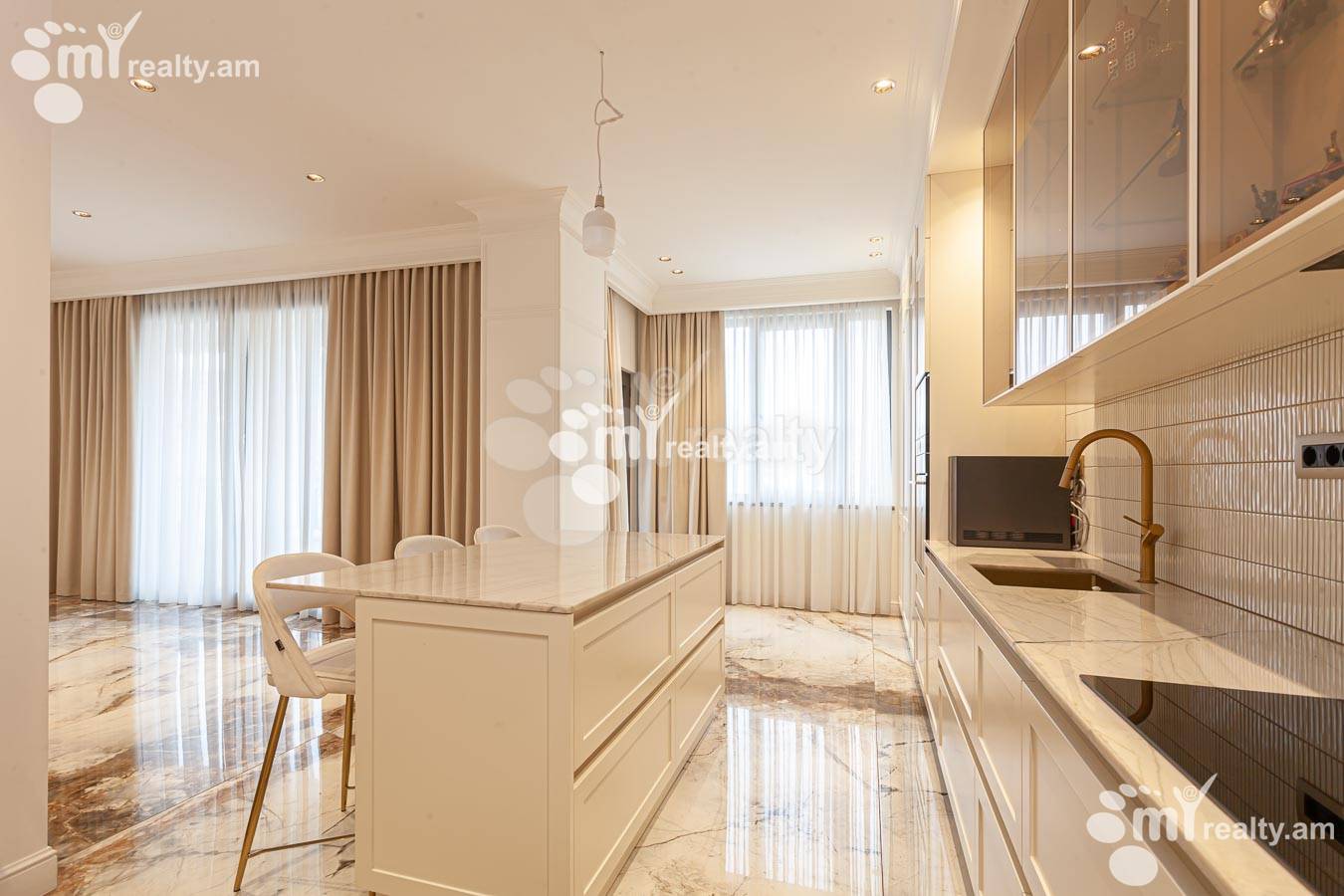 4 bedroom apartment for rent خیابان بوزند, مرکز شهر ایروان, 155158