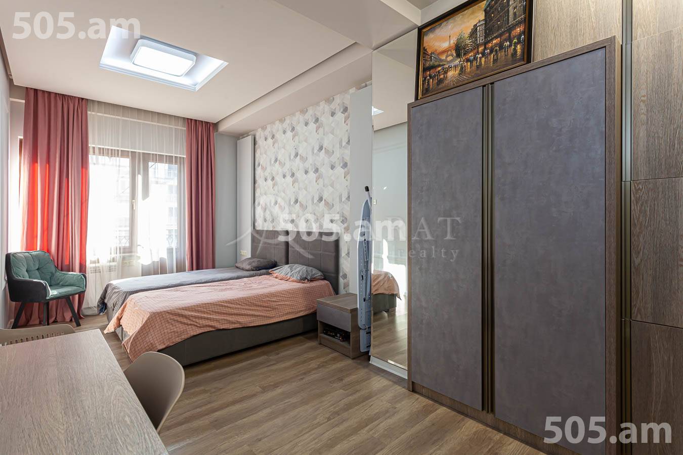 3 bedroom apartment for sale Mashtots Ave, Center Yerevan, 154379