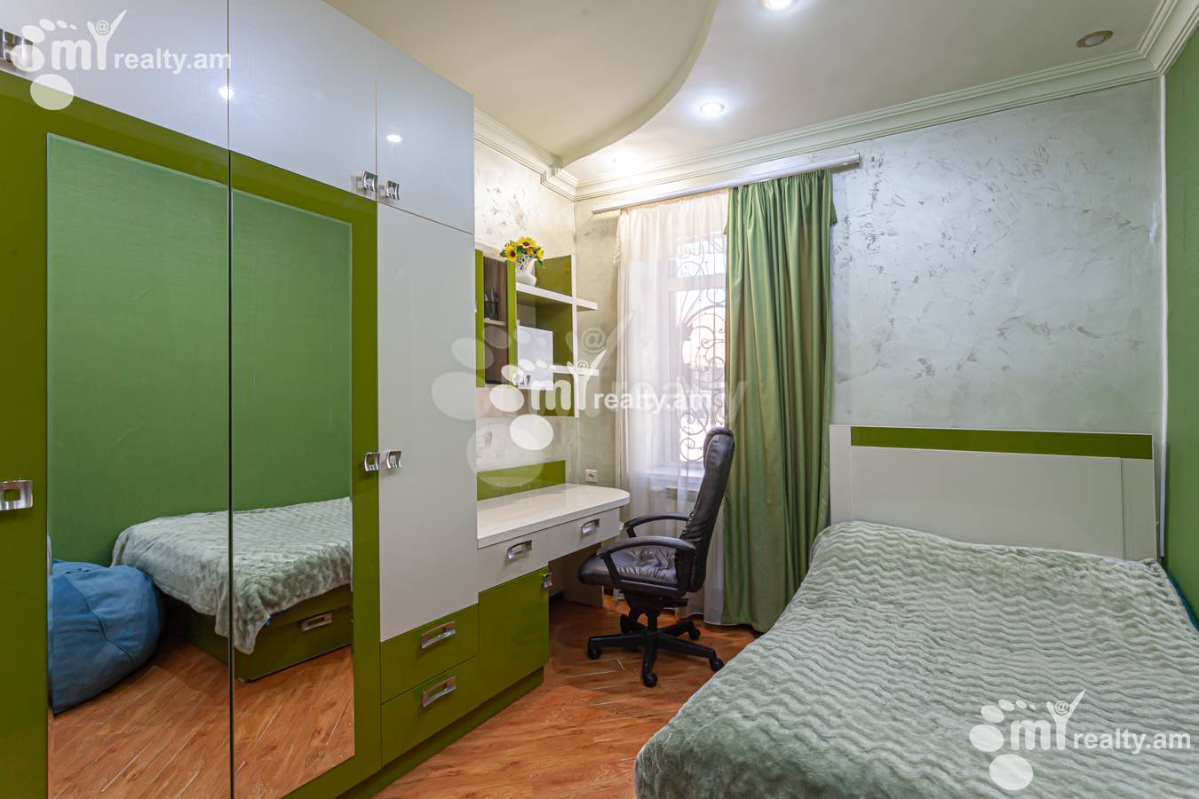 House for sale Nor Aresh 42 St, Erebuni Yerevan, 160469