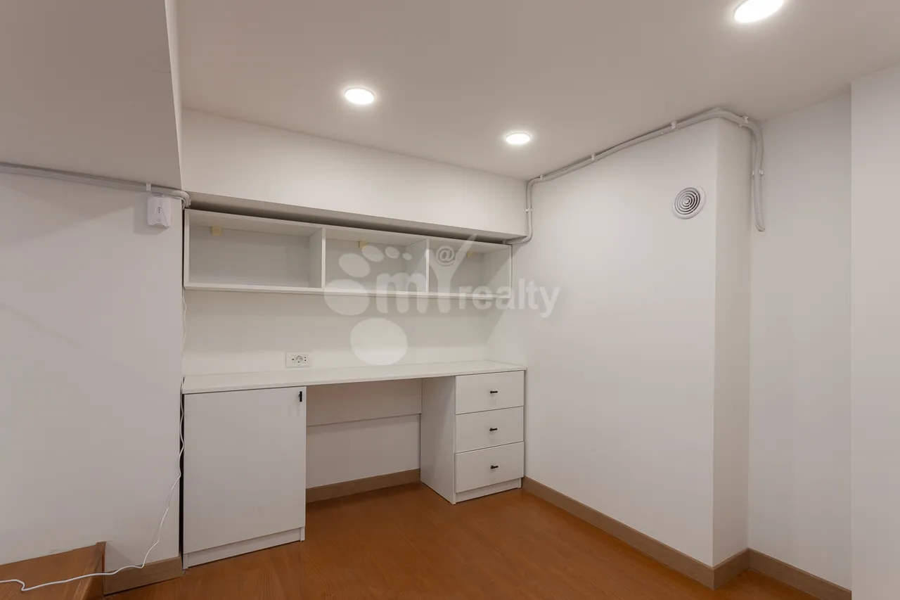3 bedroom apartment for rent Komitas Ave, Arabkir Yerevan, 160854