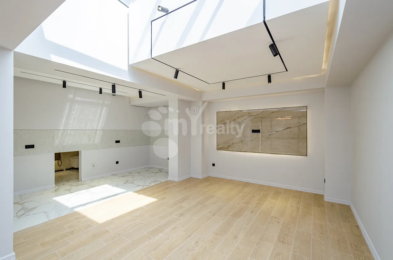 3 bedroom apartment for sale Sayat-Nova Ave, Center Yerevan, 157916