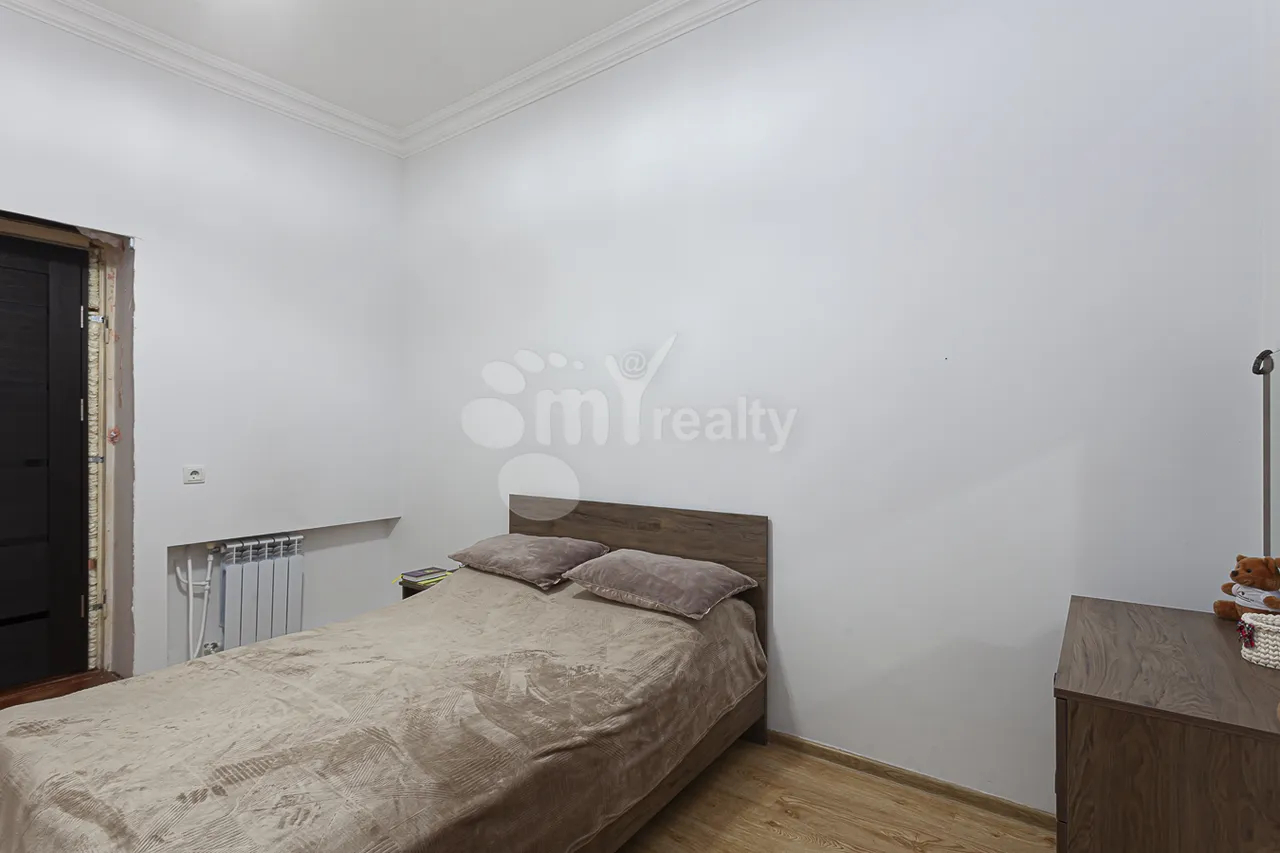 House for sale Gulakyan St, Arabkir Yerevan, 161987