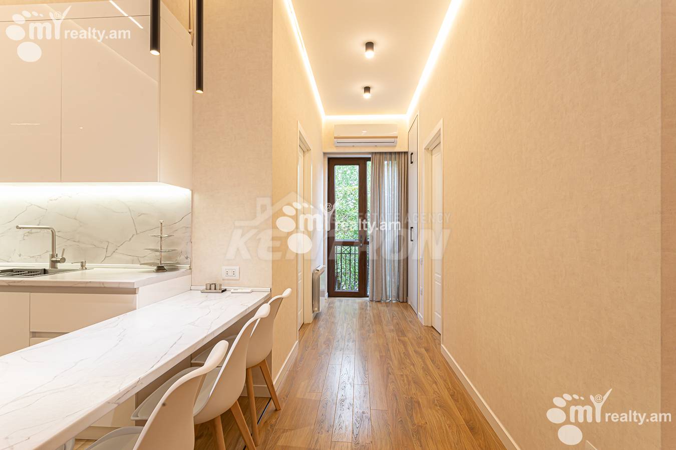 3 bedroom apartment for sale Aram St, Center Yerevan, 156698