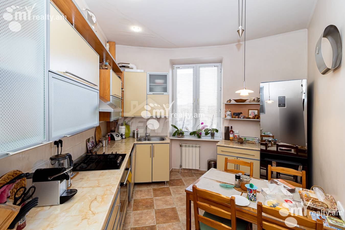 2 bedroom apartment for sale خیابان کومیتاس, عربگیر ایروان, 154746