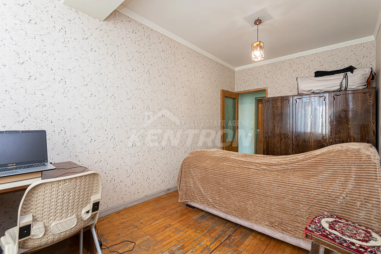 3 bedroom apartment for sale خیابان اِرزنکیان, عربگیر ایروان, 158124